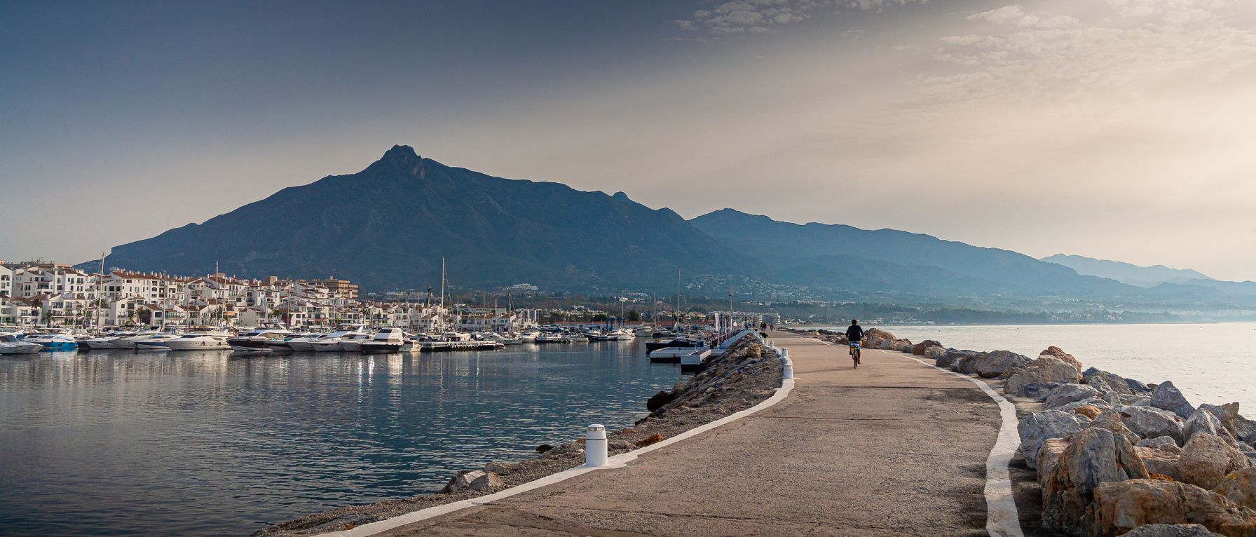 vivir en puerto banus